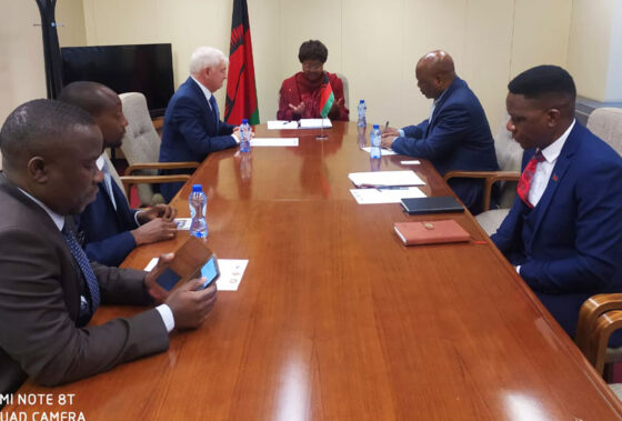 MALAWI EMBASSY IN BRUSSELS WITNESSES THE SIGNING OF MEMORUNDUM OF UNDERSTANDING (MOU) BETWEEN CBL-ACP AND MCCI